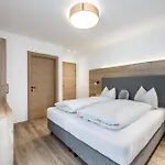 Alpenchalet Tirol Apartment Langenfeld