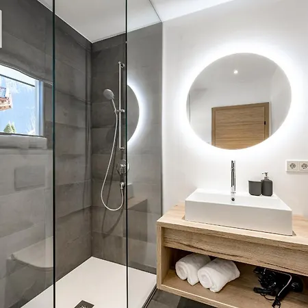 Alpenchalet Tirol Apartment *